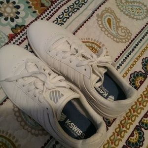 KSwiss Tennis Shoe